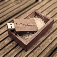 Wooden  Rustic Can Be Customized USB box for Storage